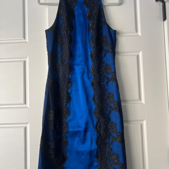 Halter neck Dress - Picture 1 of 4